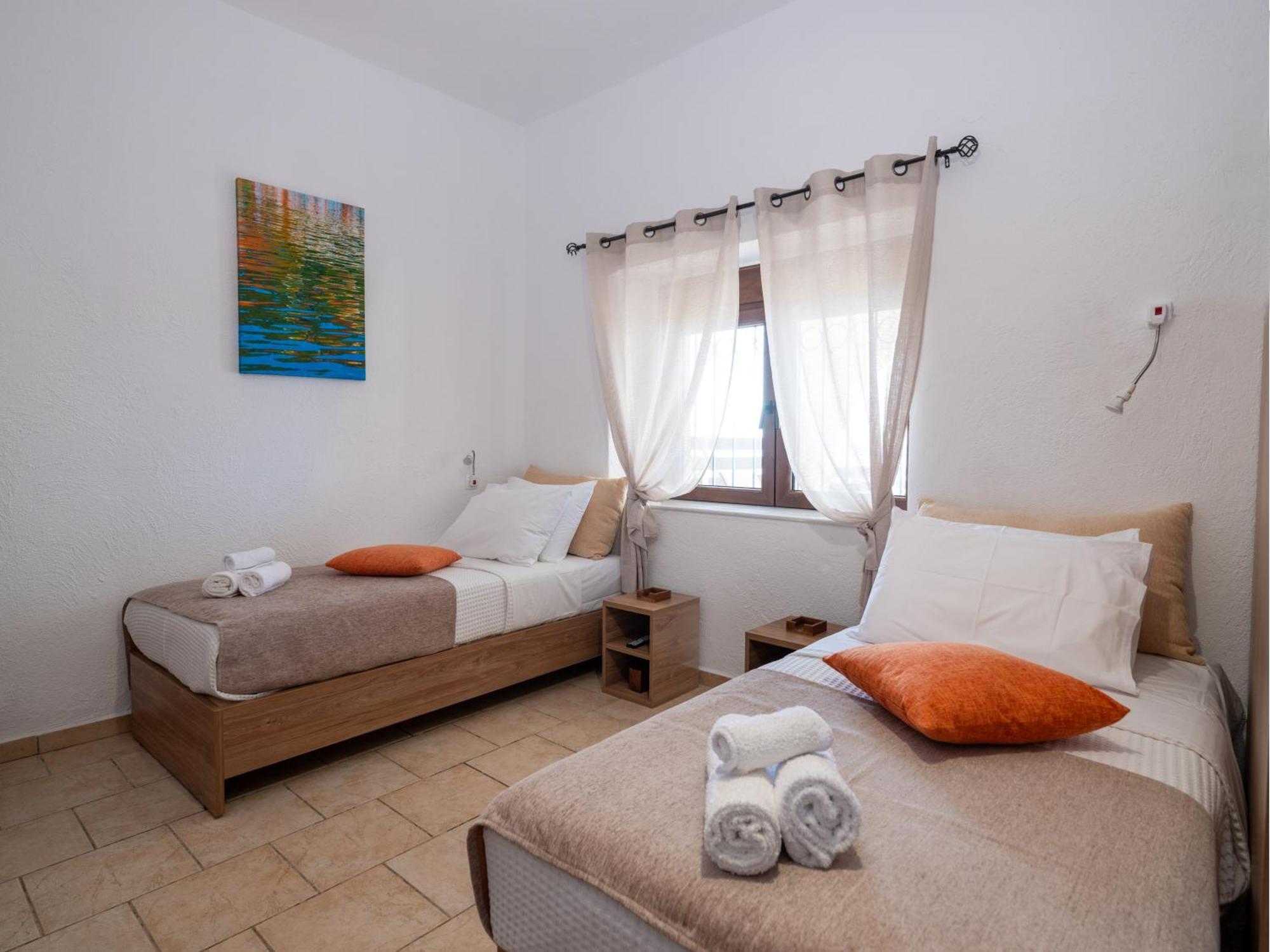 Atalanti Seaside Junior Suites Keratókambos Exterior foto